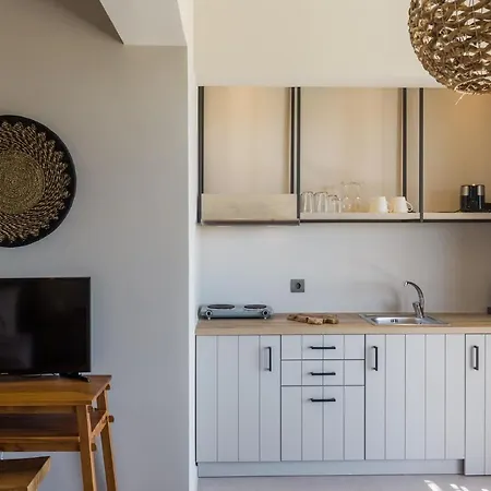 Grand Blue Beach Residences شقة Xi Beach