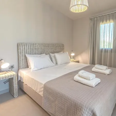 Apartment Grand Blue Beach Residences Xi Beach
