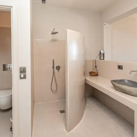Grand Blue Beach Residences 希伊